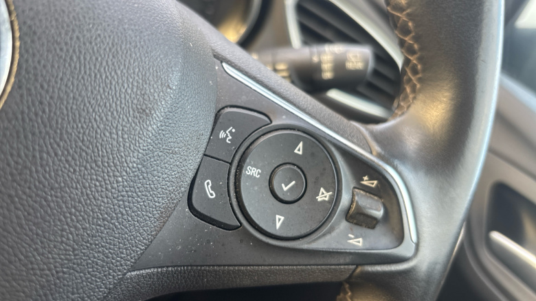 Vauxhall Grandland X 1.6 Turbo D Sport Nav 5dr Auto Diesel Hatchback